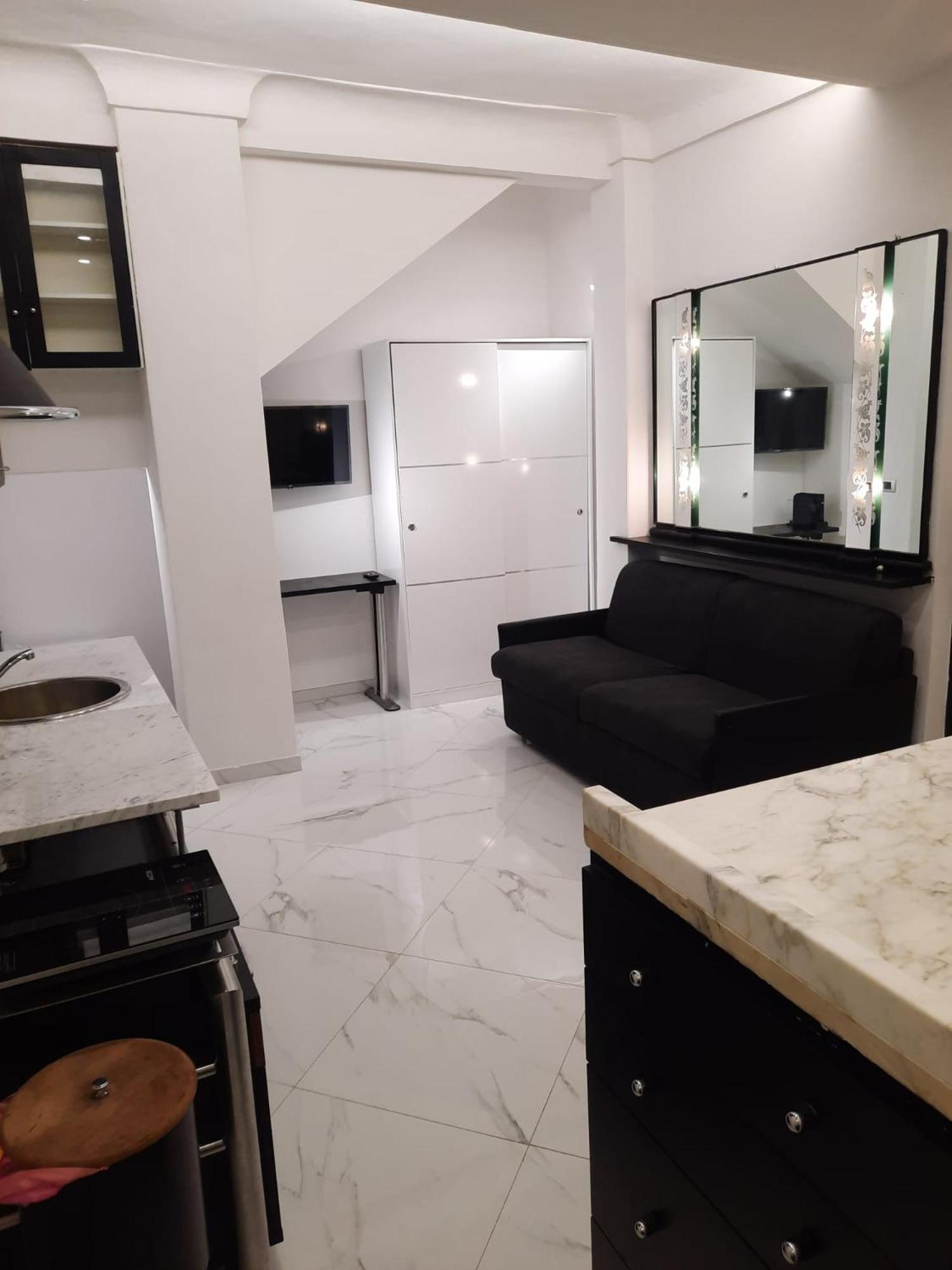 Studio Apartment Santa Caterina Bolonha Exterior foto